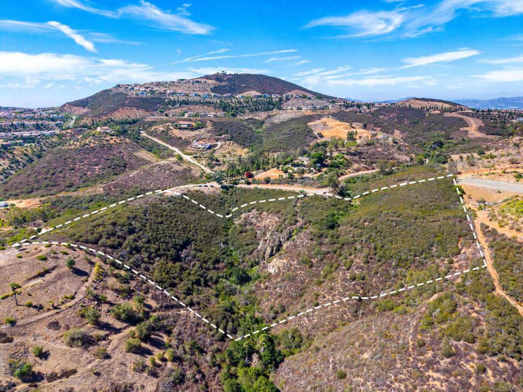 Twin Oaks Valley Road Property Photo 14
