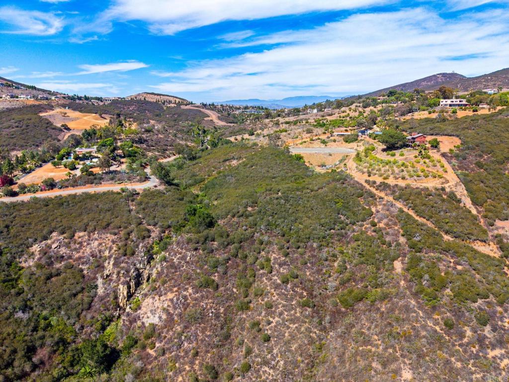 Twin Oaks Valley Road Property Photo 19