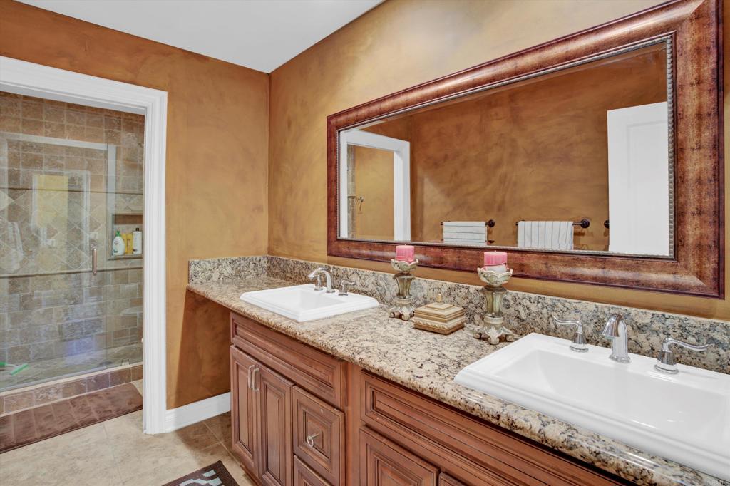 2440 Los Alisos Property Photo 31