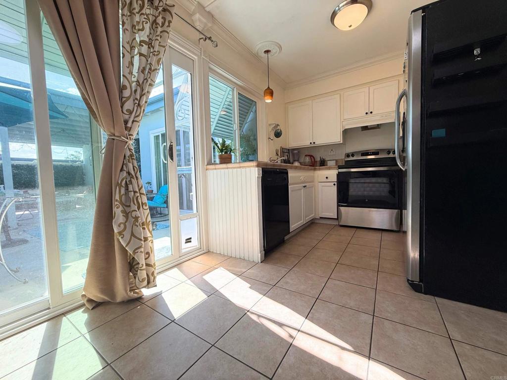 3839 Vista Campana S 8 Property Photo 10