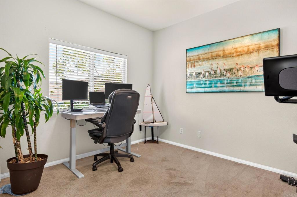 12952 Metate Ln Property Photo 19