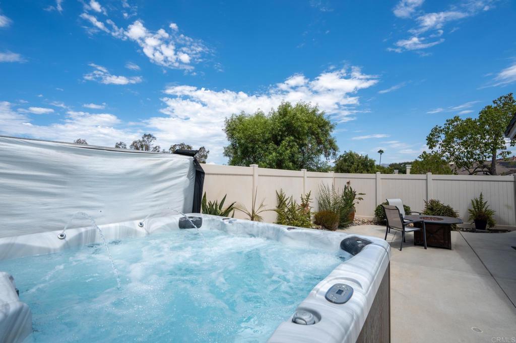12952 Metate Ln Property Photo 23