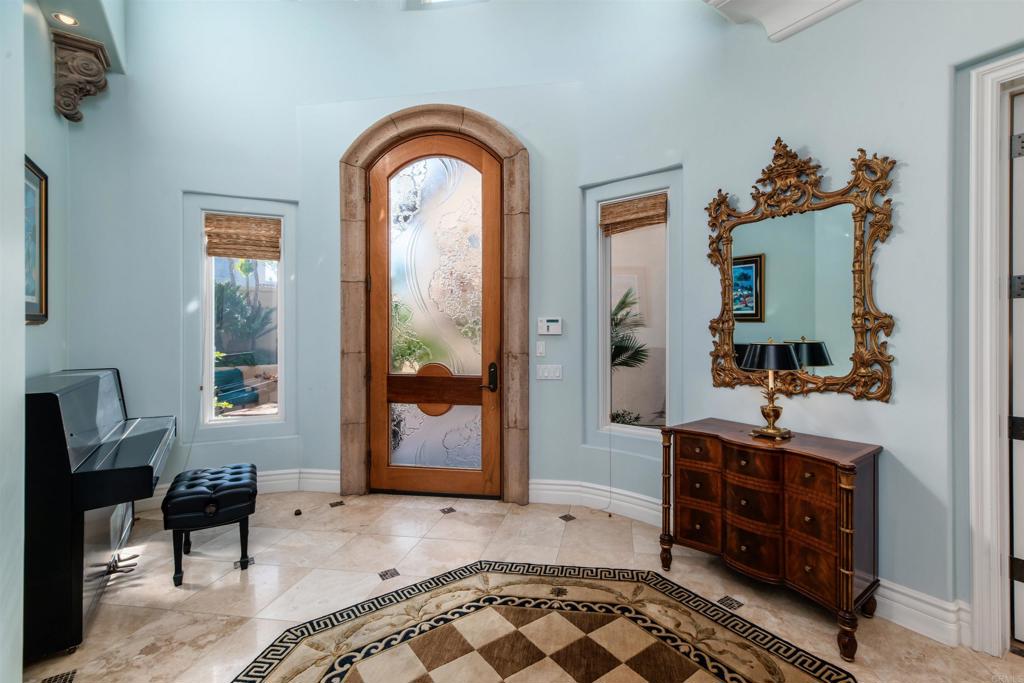 7104 Aviara Drive Property Photo 8