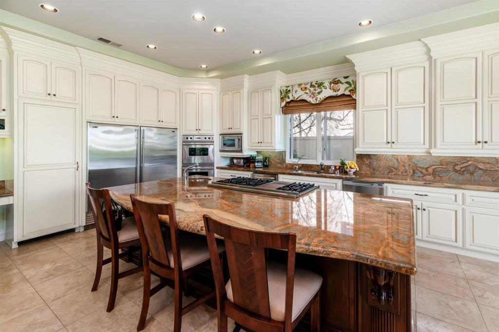 7104 Aviara Drive Property Photo 16
