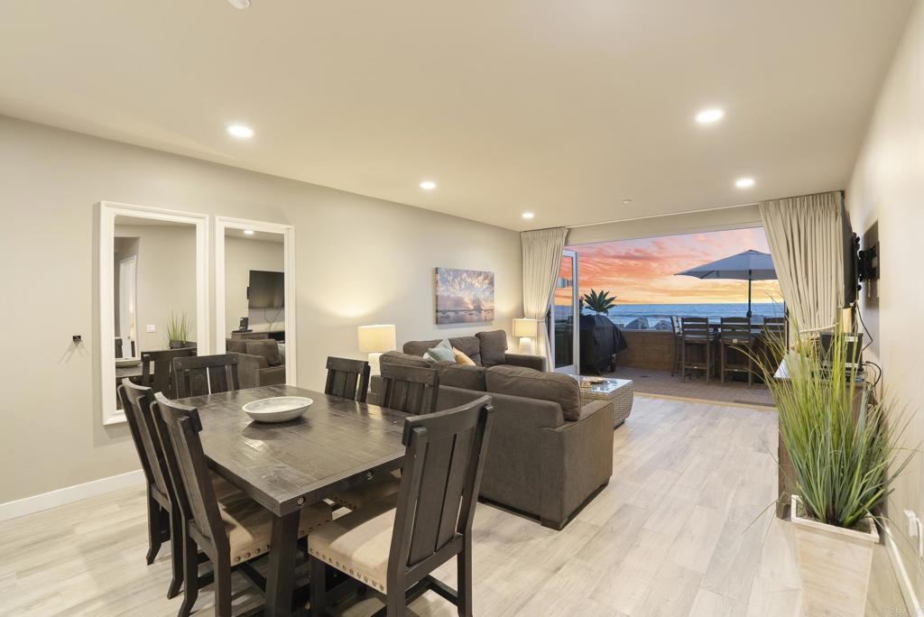 700 S The Strand 102 Property Photo 12