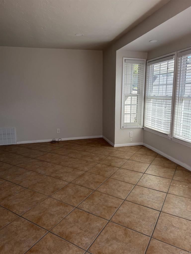 4881 Dixie Dr Property Photo 30
