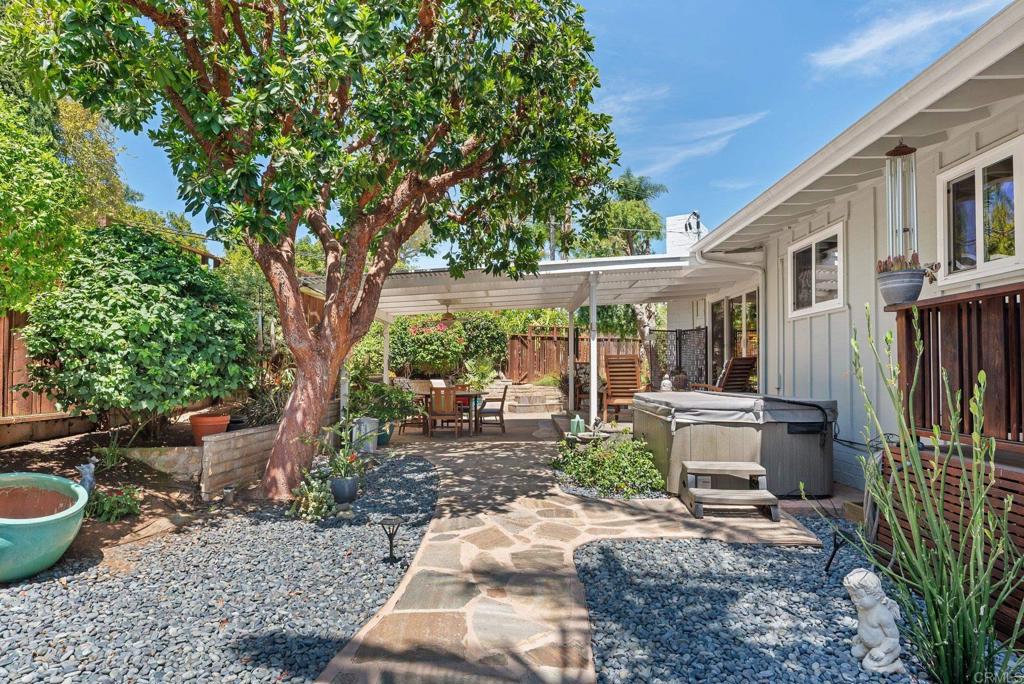 2140 Alta Vista Drive Property Photo 54