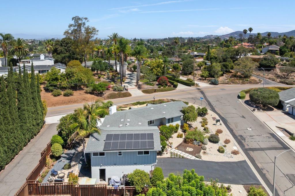 2140 Alta Vista Drive Property Photo 58
