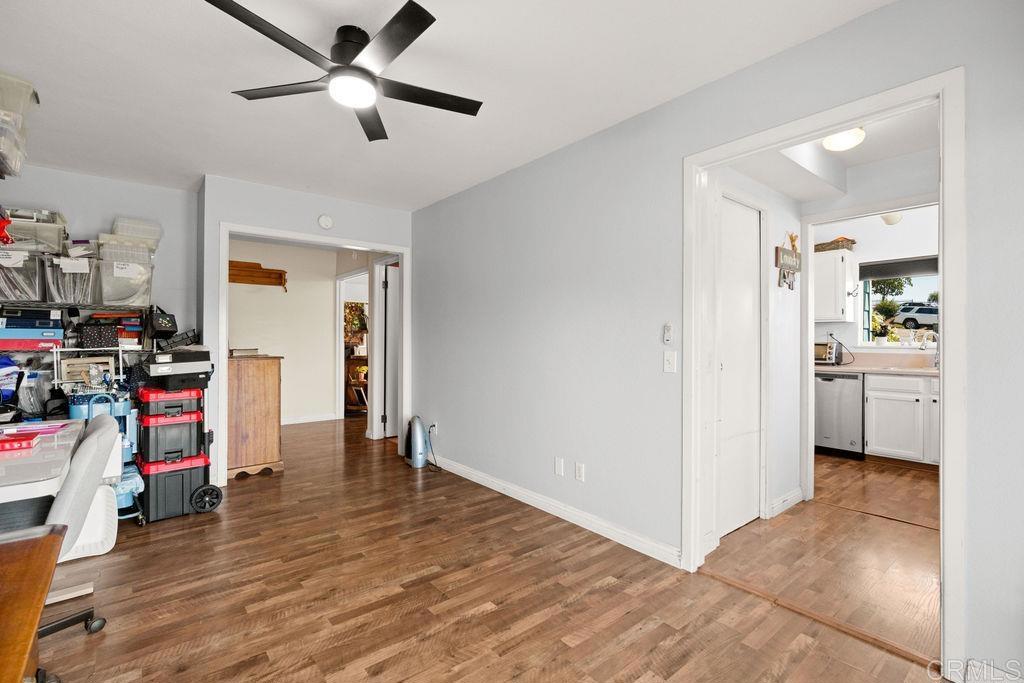 1422 E Fallbrook Street Property Photo 29