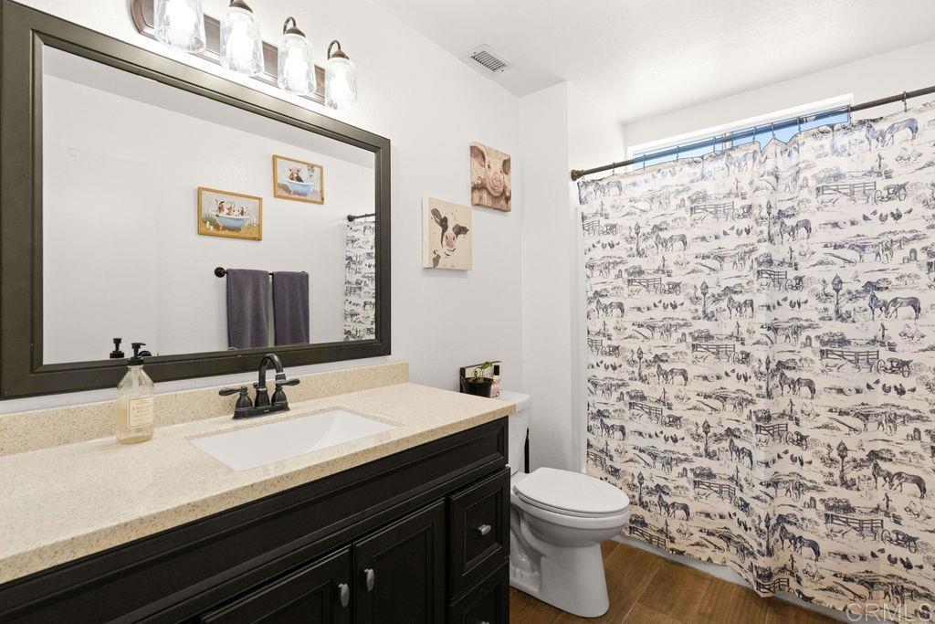1422 E Fallbrook Street Property Photo 40