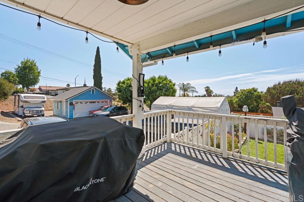 1422 E Fallbrook Street Property Photo 54