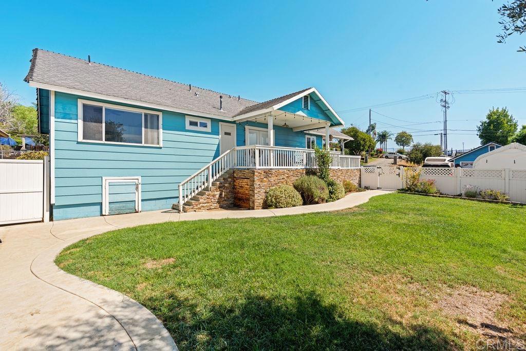 1422 E Fallbrook Street Property Photo 56
