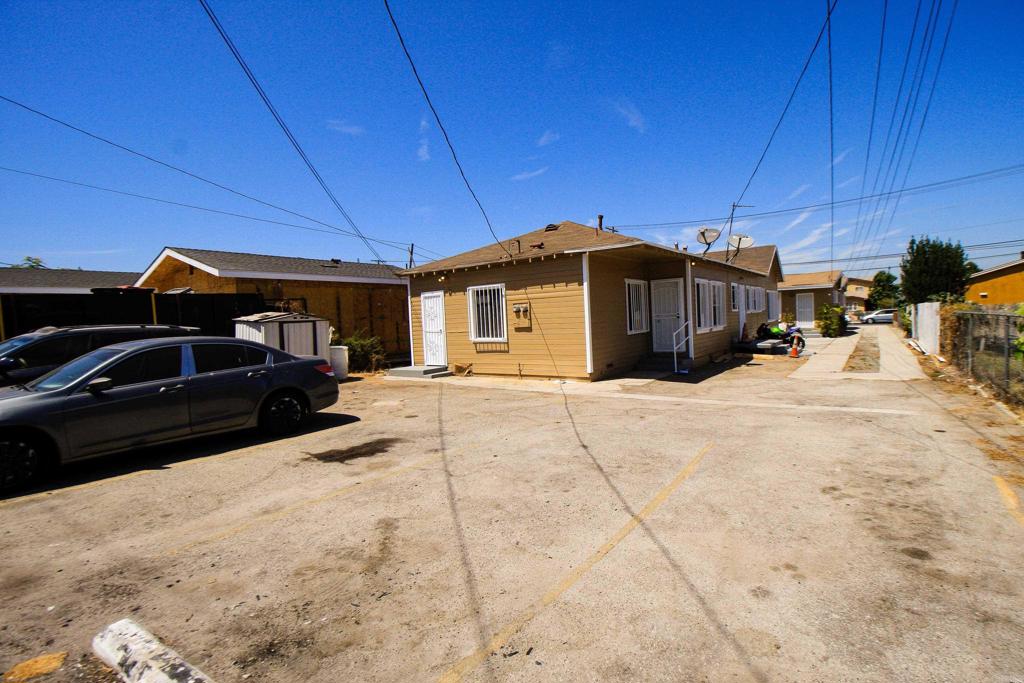 1304 W 93rd Street Property Photo 17