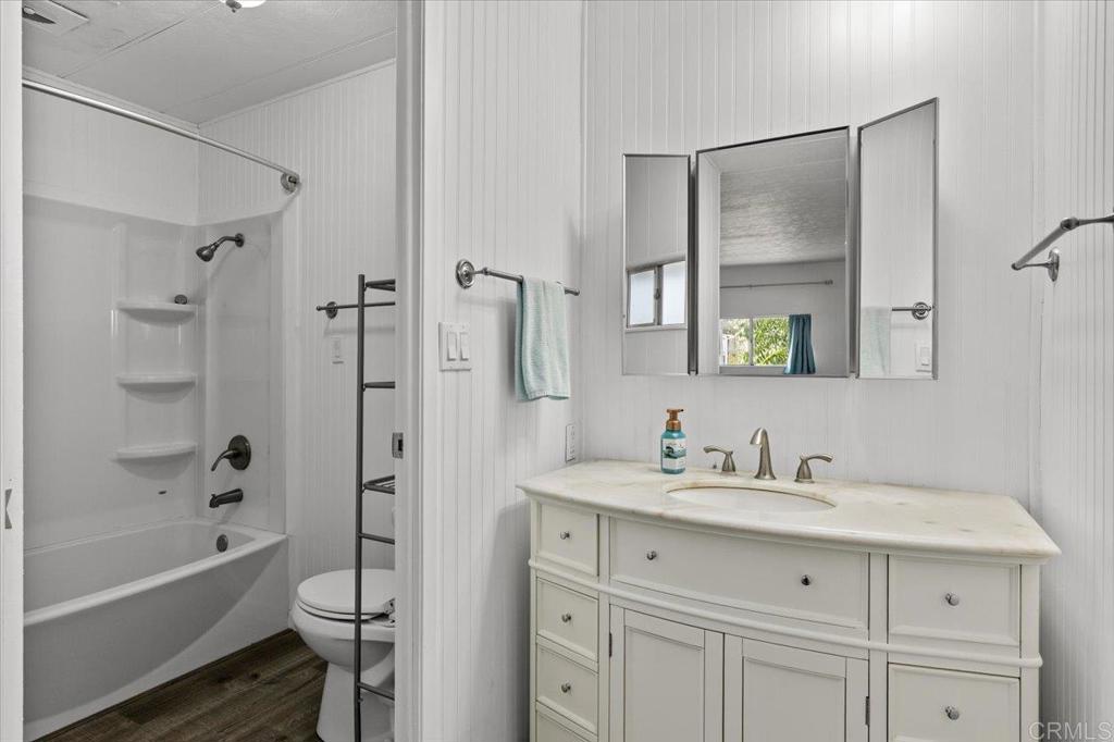 718 Sycamore Avenue 109 Property Photo 15