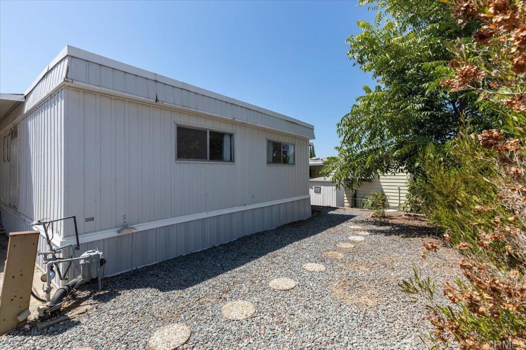 718 Sycamore Avenue 109 Property Photo 21