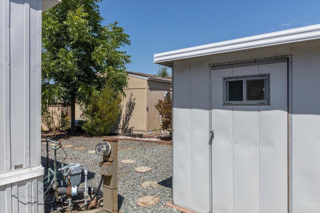 718 Sycamore Avenue 109 Property Photo 24