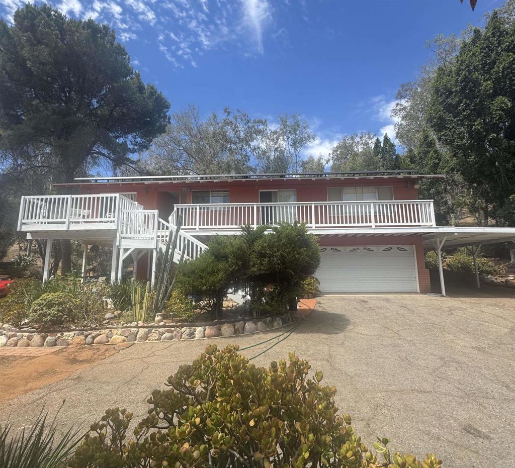 11556 Bridle Path Lane Property Photo 1
