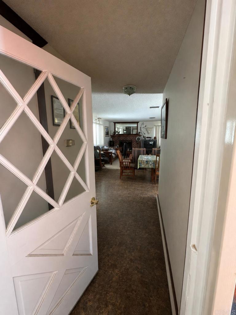 11556 Bridle Path Lane Property Photo 3