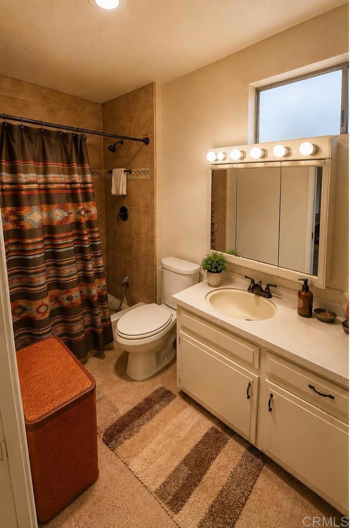 11556 Bridle Path Lane Property Photo 8