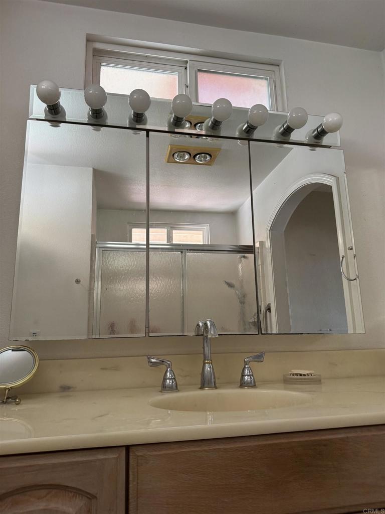 11556 Bridle Path Lane Property Photo 15