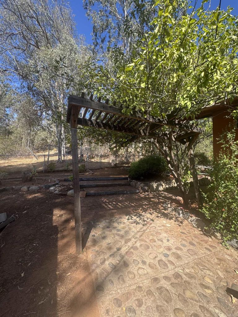 11556 Bridle Path Lane Property Photo 30