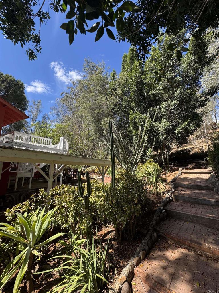 11556 Bridle Path Lane Property Photo 31