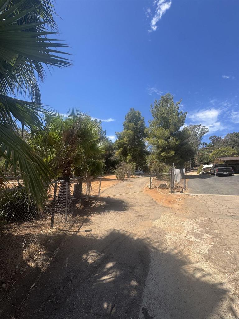 11556 Bridle Path Lane Property Photo 39