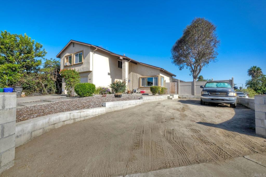 4608 Vinyard St Property Photo 4