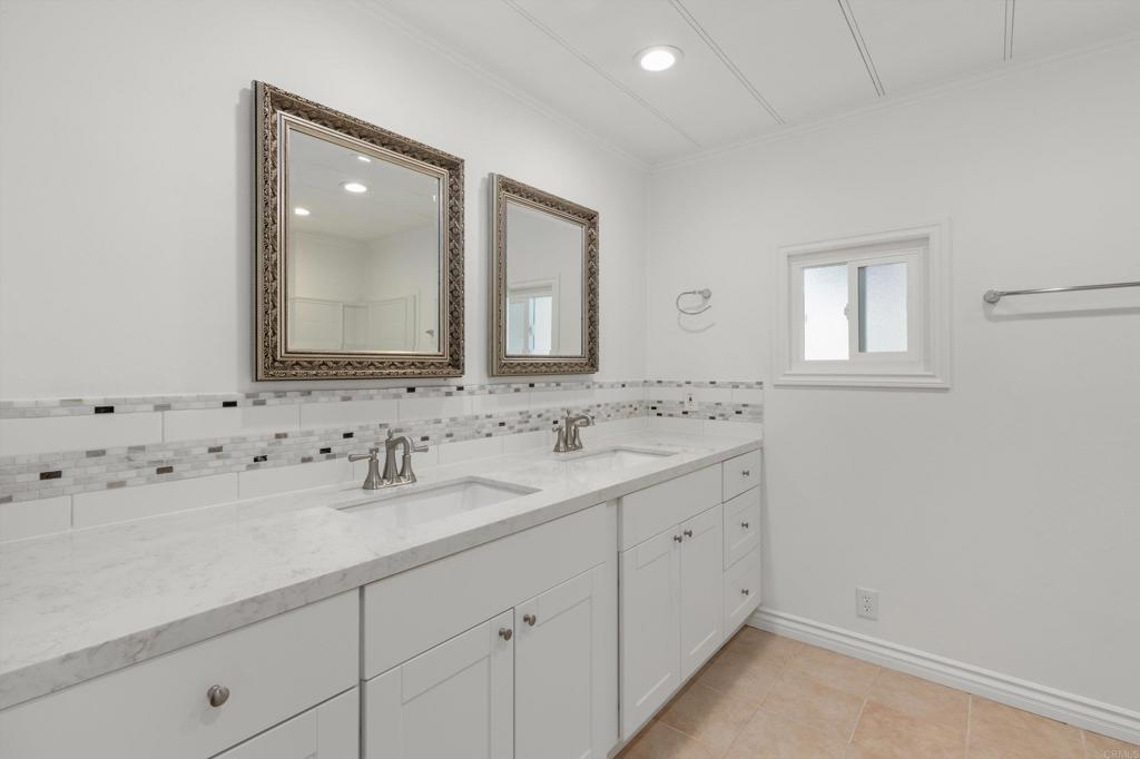 1286 Discovery St 61 Property Photo 16