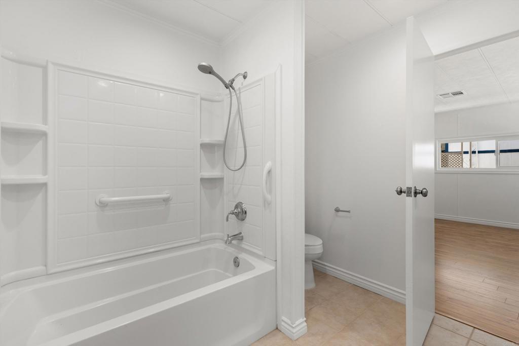 1286 Discovery St 61 Property Photo 18