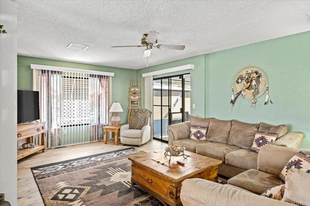 1300 W Menlo Ave 181 Property Photo 5