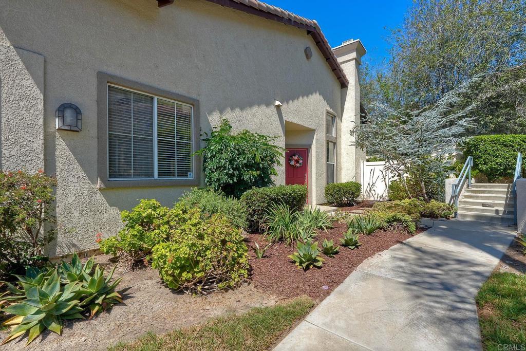 1616 Warbler Court Property Photo 3