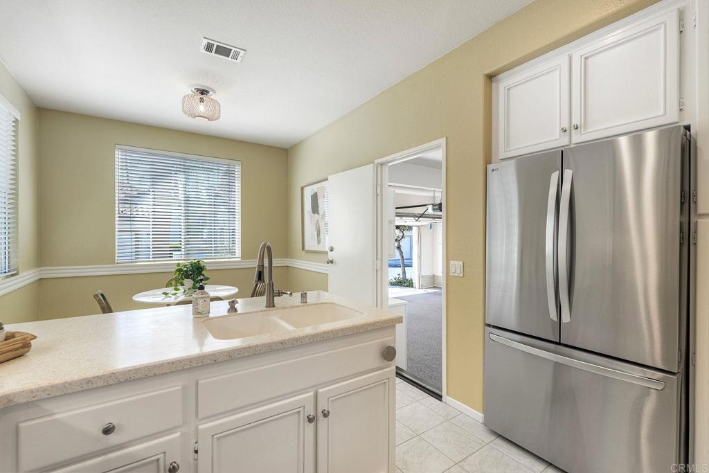 1616 Warbler Court Property Photo 23