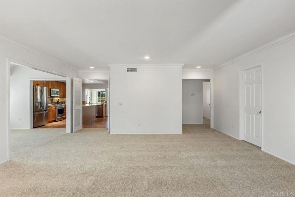12515 Camino Vuelo Property Photo 7