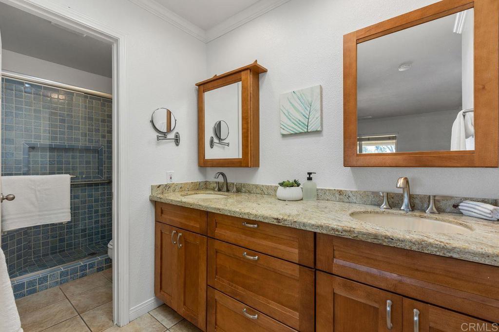 12515 Camino Vuelo Property Photo 23
