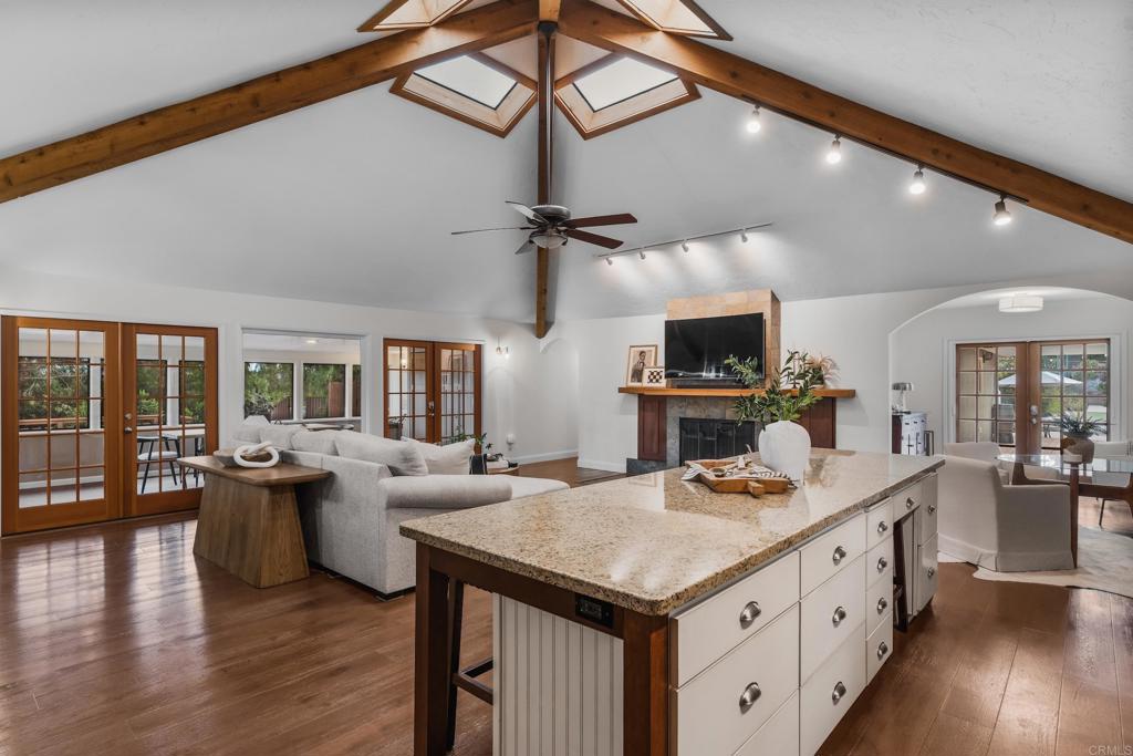 11670 Tierra Del Sur Property Photo 7