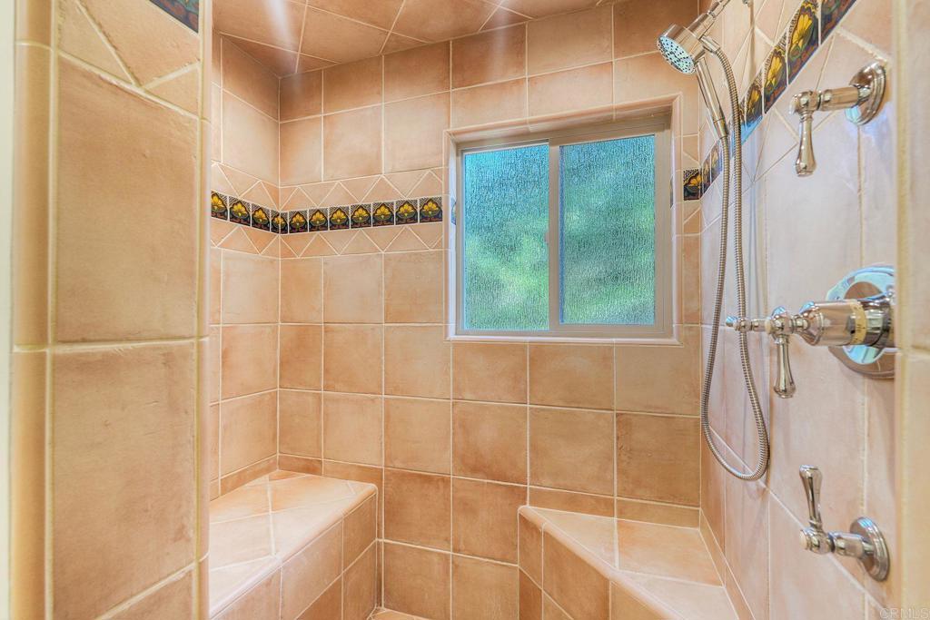 2185 Hawley Drive Property Photo 25