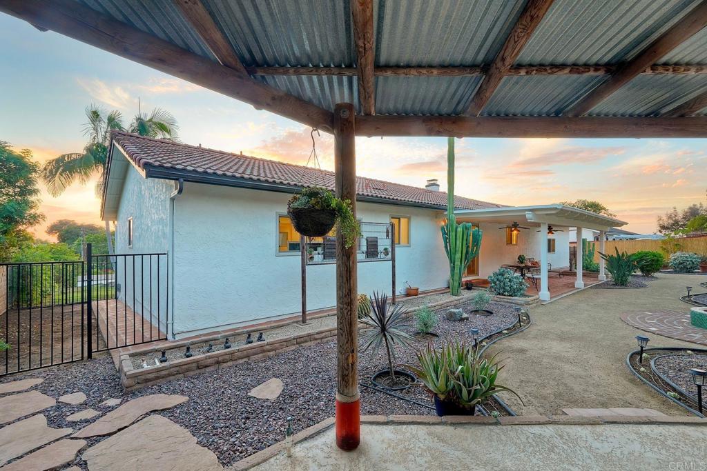 2185 Hawley Drive Property Photo 32