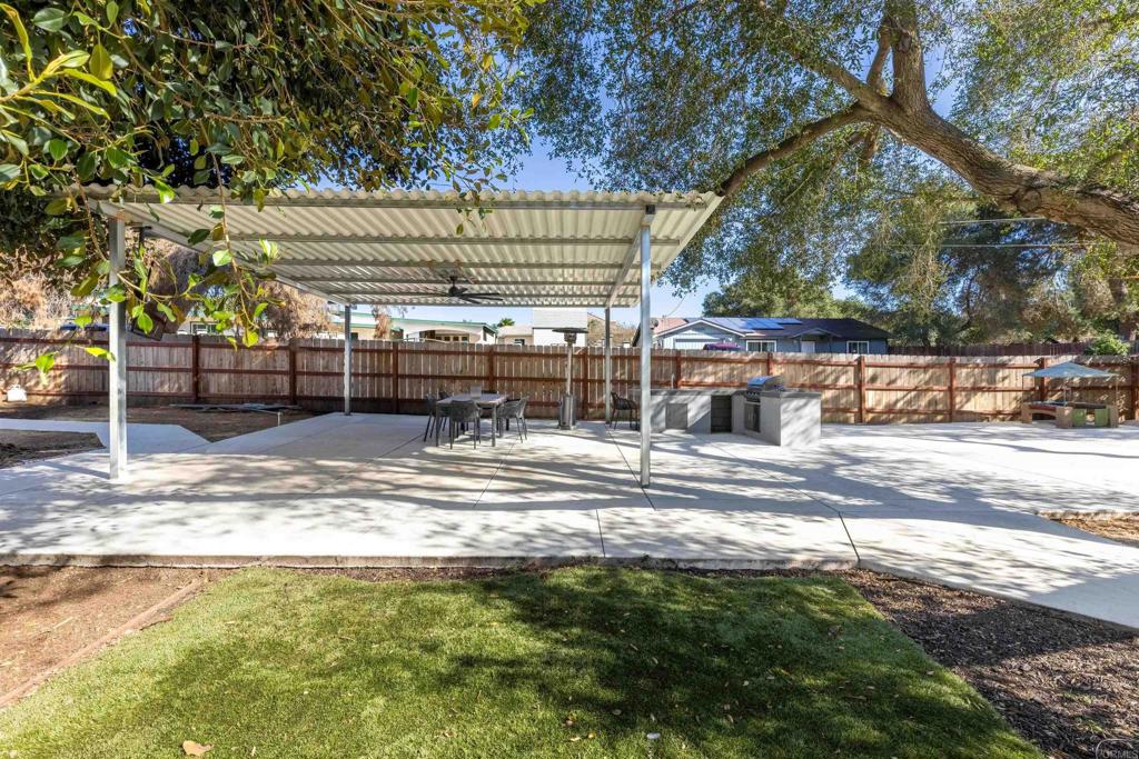 10292 Canyon Dr. Property Photo 4