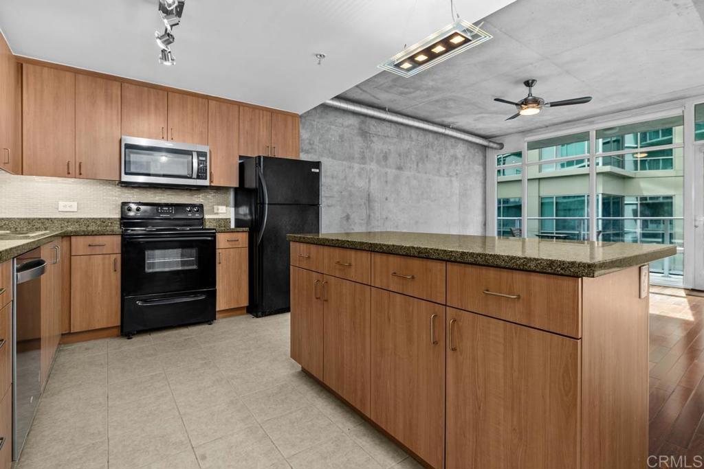 1080 Park Boulevard 317 Property Photo 6