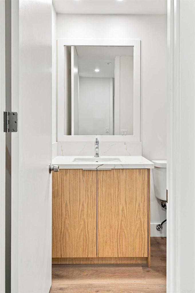 727 Sapphire Street 310 Property Photo 2