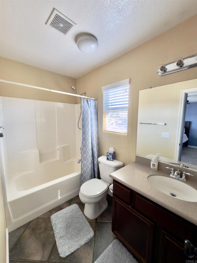 38112 Encanto Rd Property Photo 6