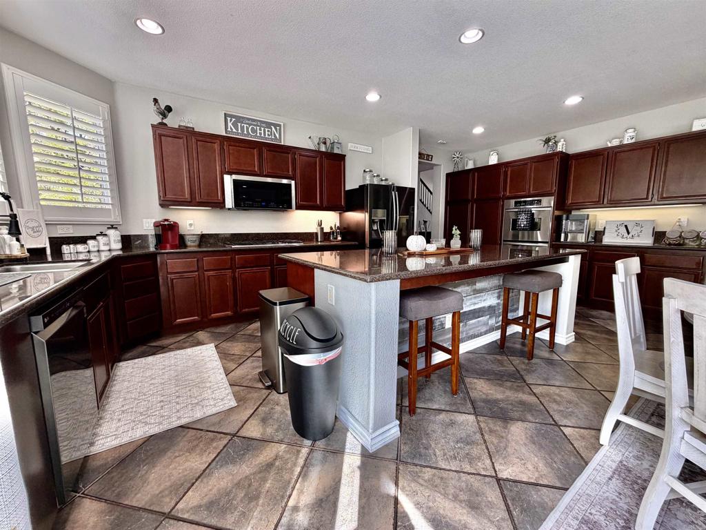 38112 Encanto Rd Property Photo 11