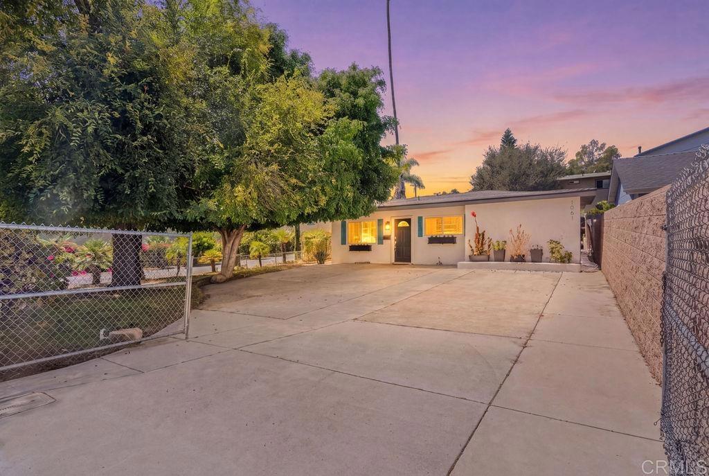 1061 Old Stage Road Property Photo 1