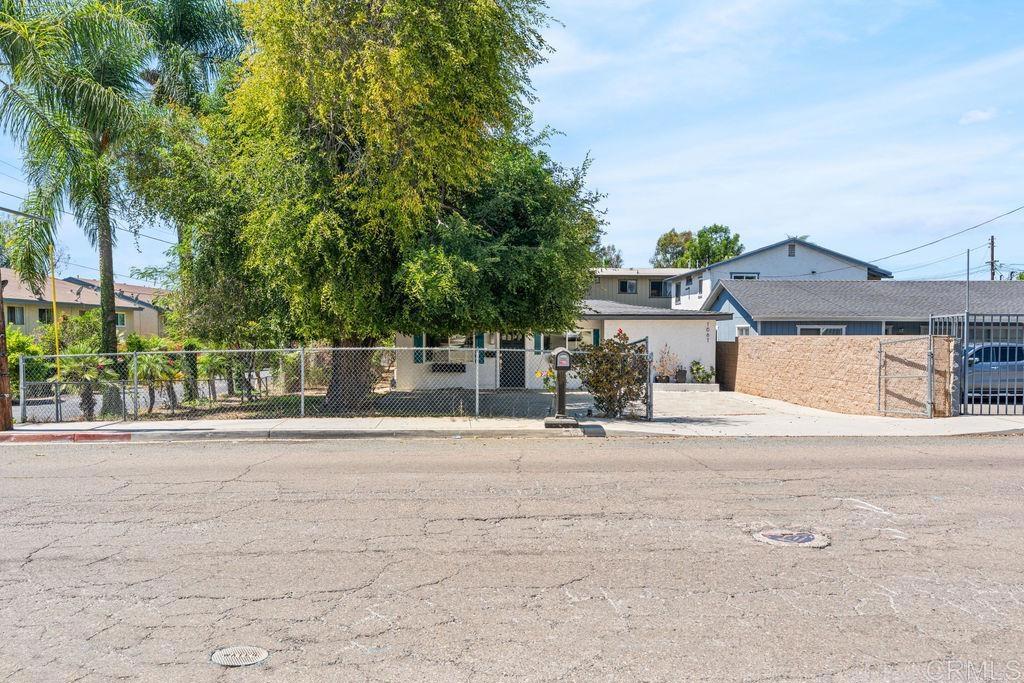 1061 Old Stage Road Property Photo 2