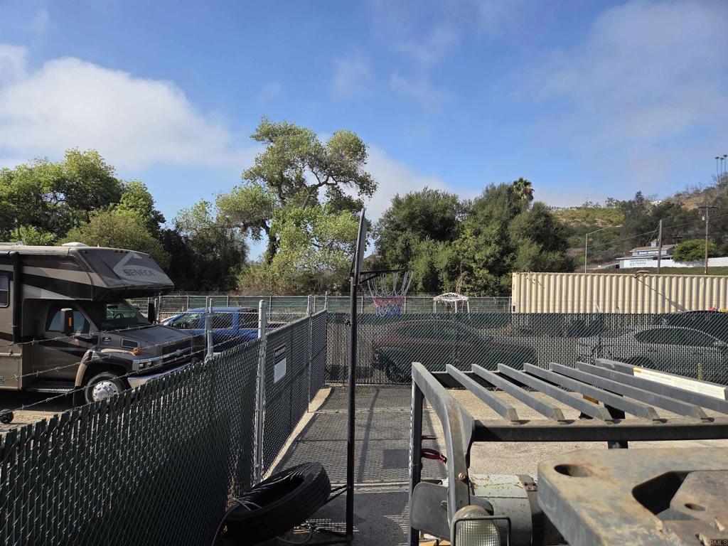 30157 61 Mission Road Property Photo 4