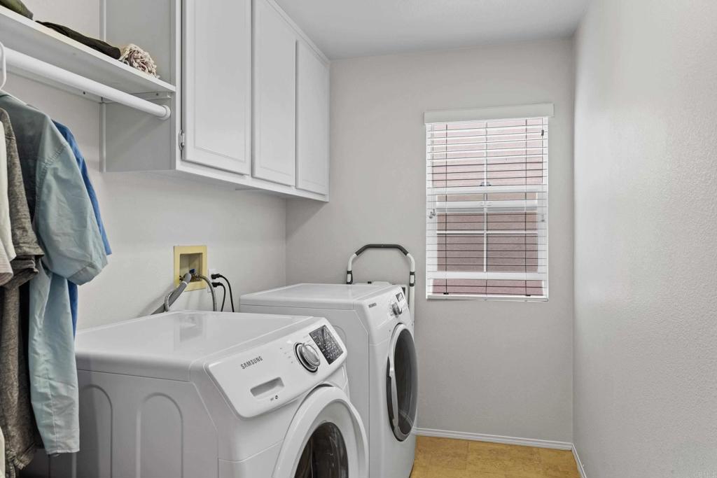 958 Avalon Way Property Photo 14