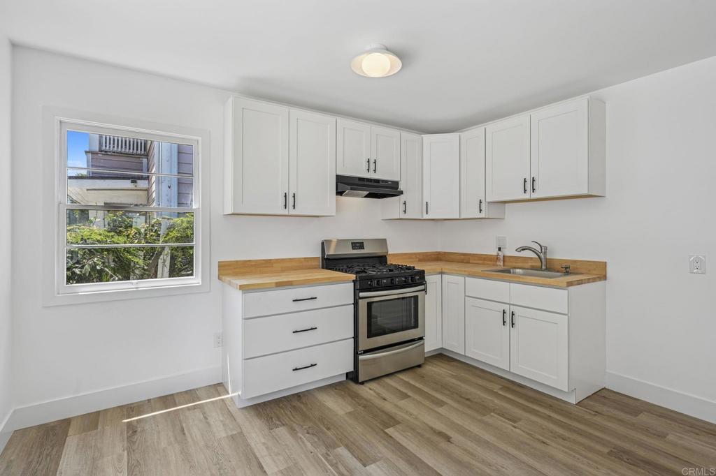 1936 38 Broadway Property Photo 9