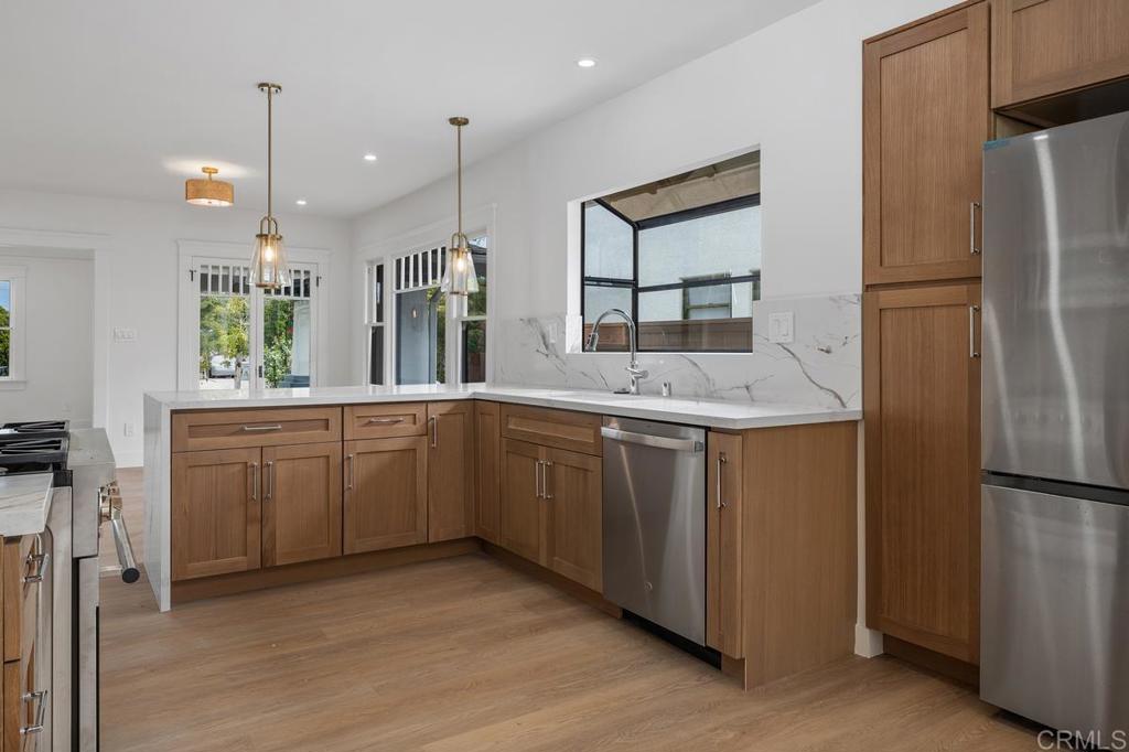 912 Bush Street Property Photo 17