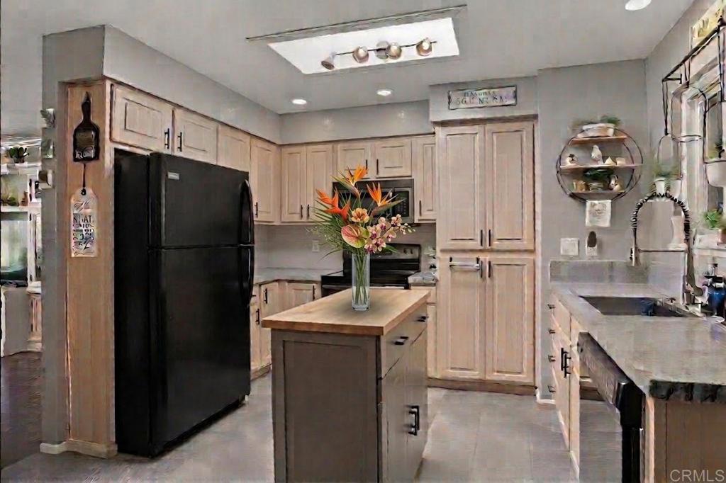 3548 Bartlett Avenue Property Photo 3